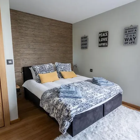 Ardenne 1 A 4 Personnes Marche-en-Famenne