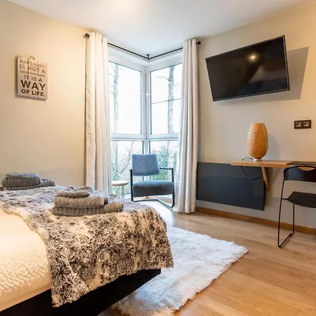 Ardenne 1 A 4 Personnes 住宿加早餐酒店 3*