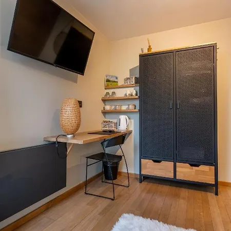 Ardenne 1 A 4 Personnes 住宿加早餐酒店 马尔什昂法梅讷